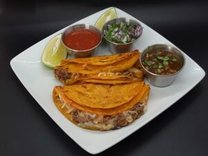 QuesaBirria de res Combo